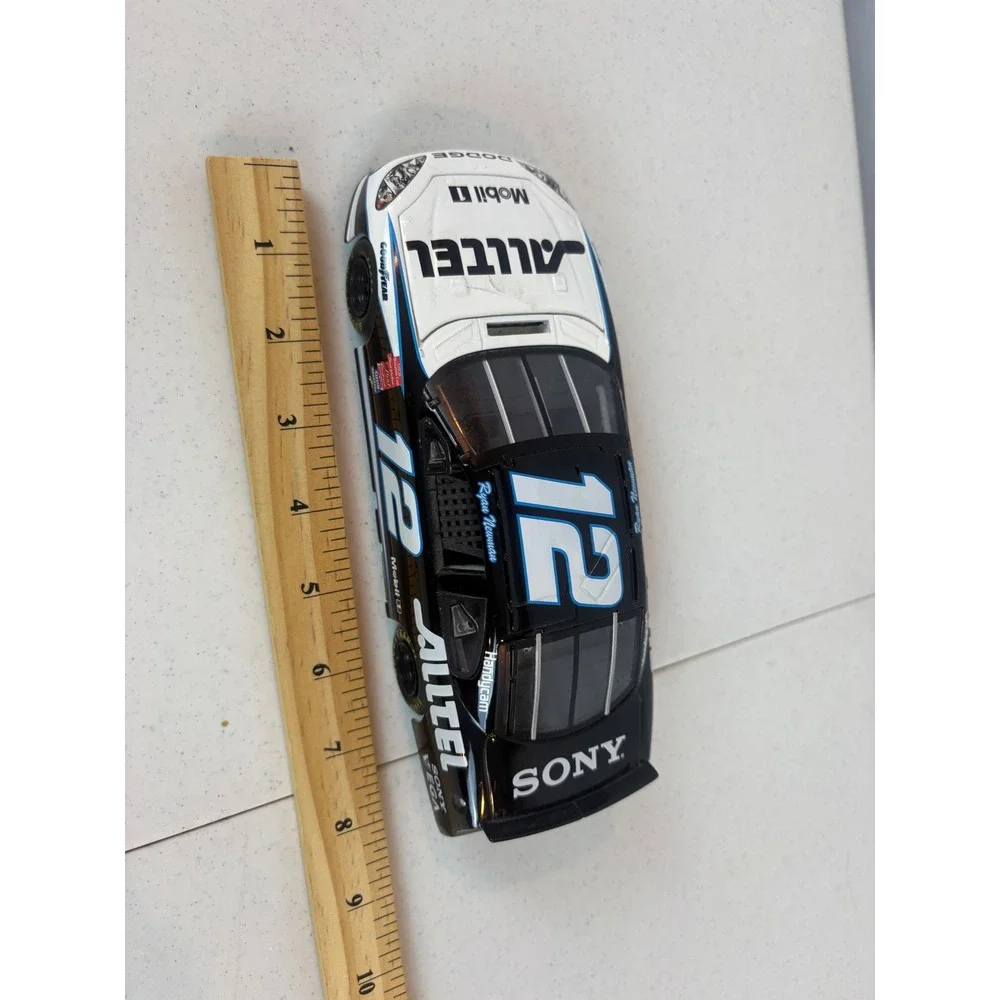 Ryan Newman #12 Alltel Dodge Intrepid 1:24 Diecast NASCAR Race Car Black White